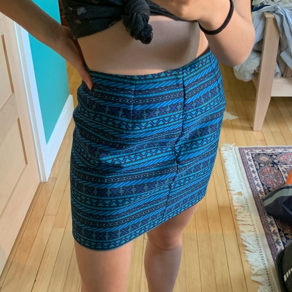 Patterned skirt - Picture 2 of 2